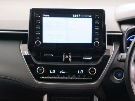 2022-Toyota-Corolla-Cross-18-XR-Hybrid_9