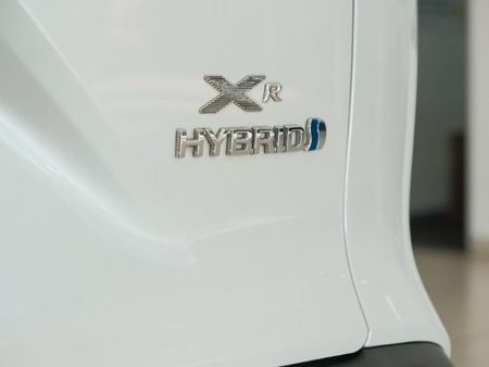 2022-Toyota-Corolla-Cross-18-XR-Hybrid_18