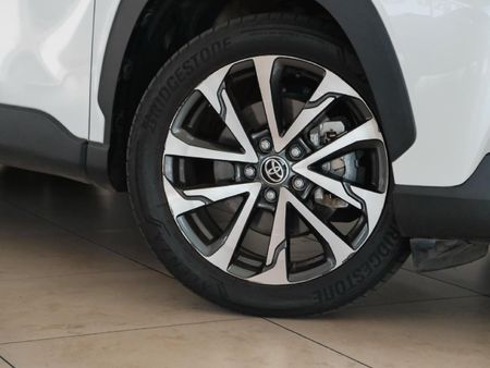 2022-Toyota-Corolla-Cross-18-XR-Hybrid_1