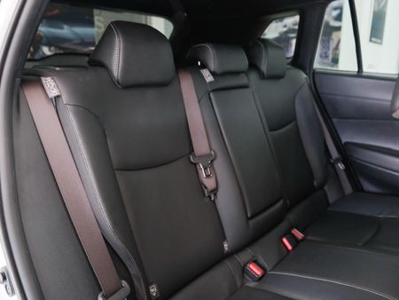 2022-Toyota-Corolla-Cross-18-XR-Hybrid_21