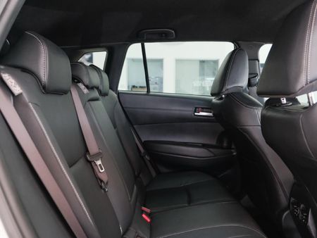 2022-Toyota-Corolla-Cross-18-XR-Hybrid_7