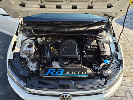 2019-Volkswagen-Polo-10-TSI-Comfortline_9