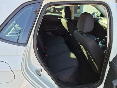2019-Volkswagen-Polo-10-TSI-Comfortline_14