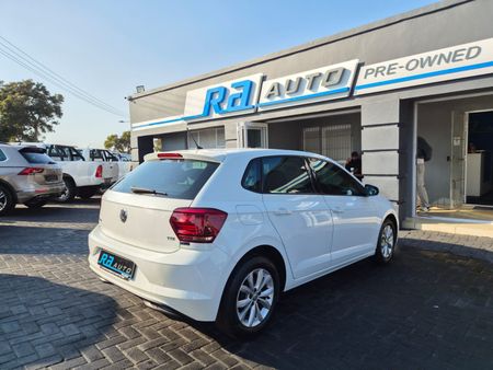 2019-Volkswagen-Polo-10-TSI-Comfortline_5