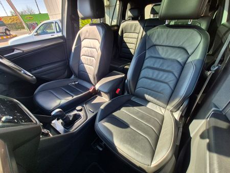 2018-Volkswagen-Tiguan-Allspace-20-TDI-Comfortline-4Motion-Auto_18