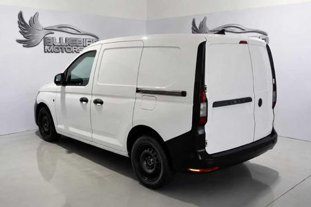 2023-Volkswagen-Caddy-Cargo-16i-81kw-Panel-Van_3