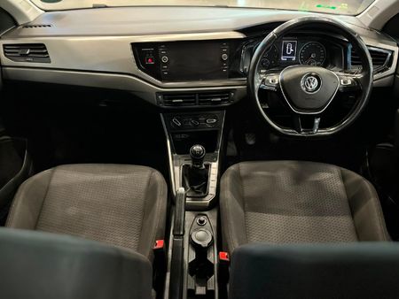 2020-Volkswagen-Polo-10-TSI-Comfortline_9