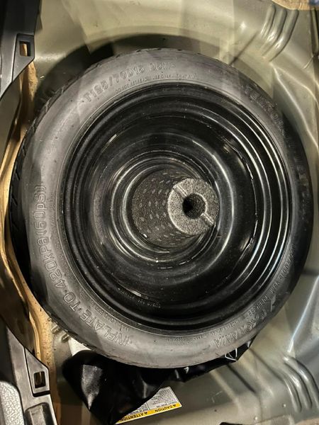 2016-Toyota-Yaris-10-5-dr_13