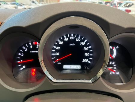 2011-Toyota-Fortuner-30-D-4D-Heritage-Raised-Body-Auto_10
