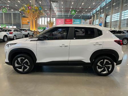 2024-Nissan-Magnite-10-Visia_5