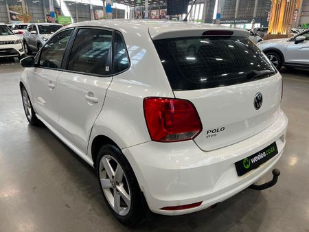 2021-Volkswagen-Polo-Vivo-16-Highline-5-dr_4