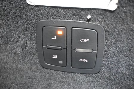 2015-Audi-Q7-42TDi-V8-S-Line-Quattro-8-Speed-Auto-7-Seater_6