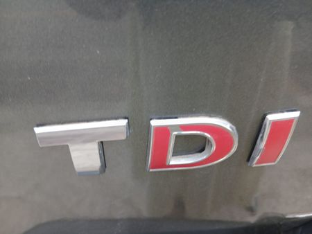 2016-Volkswagen-Amarok-20-TDI-Trendline-103kW-Double-Cab_15