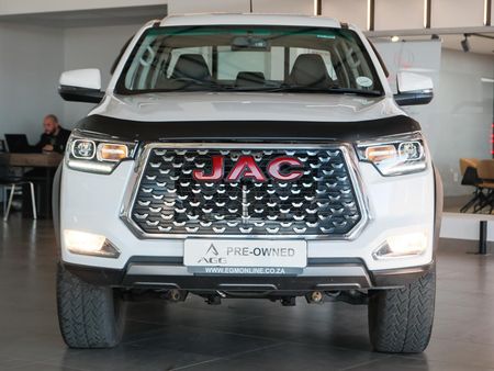 2025-JAC-T8-20-CTI-Super-Lux-4x4-Double-Cab_3