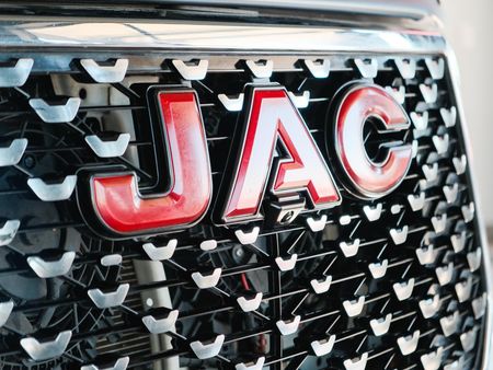 2025-JAC-T8-20-CTI-Super-Lux-4x4-Double-Cab_8