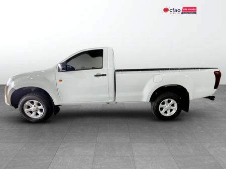 2026-Isuzu-D-Max-250C-Fleetside-Single-Cab_10