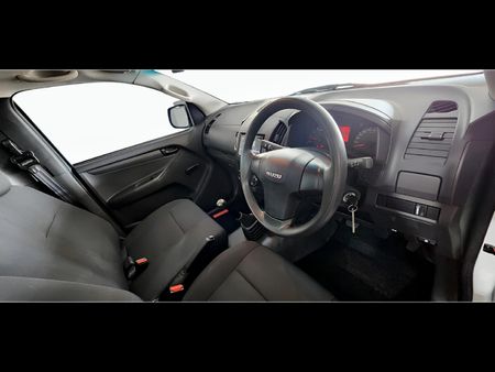 2026-Isuzu-D-Max-250C-Fleetside-Single-Cab_20