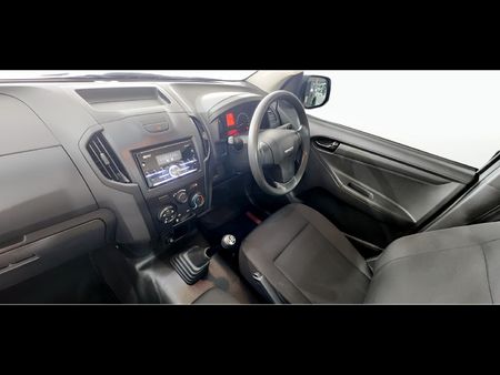 2026-Isuzu-D-Max-250C-Fleetside-Single-Cab_5