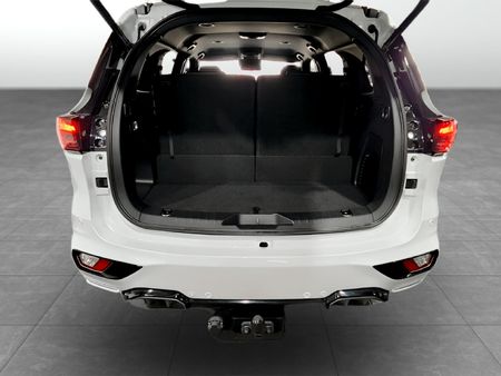 2025-Isuzu-Mu-x-30D-Onyx-XT-4x4-Auto_11