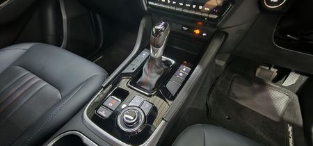 2025-Isuzu-Mu-x-30D-Onyx-XT-4x4-Auto_16