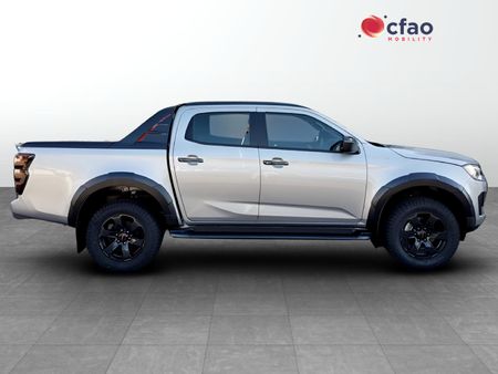 2026-Isuzu-D-Max-30-DDI-V-Cross-HR-Auto-Double-Cab_2