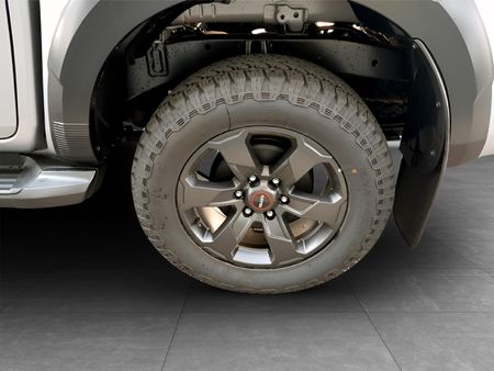 2026-Isuzu-D-Max-30-DDI-V-Cross-HR-Auto-Double-Cab_5