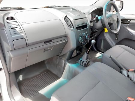 2026-Isuzu-D-Max-250C-Fleetside-Single-Cab_9