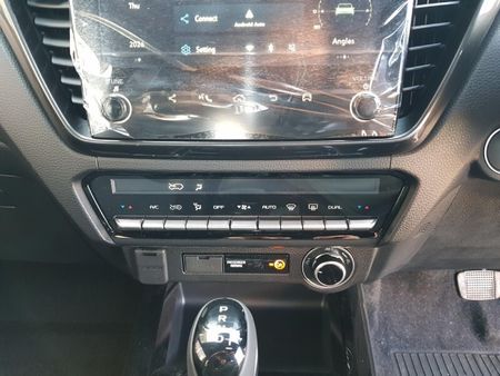 2026-Isuzu-D-Max-30-DDI-V-Cross-4x4-Auto-Double-Cab_15