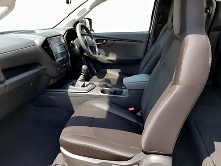 2026-Isuzu-D-Max-19-DDI-HR-L-Extended-Cab_10
