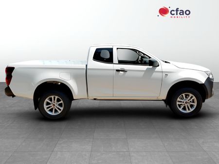 2026-Isuzu-D-Max-19-DDI-HR-L-Extended-Cab_2