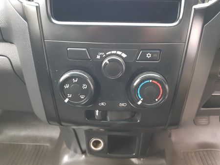 2024-Isuzu-D-Max-250-HO-Fleetside-Safety-Single-Cab_18