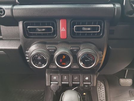 2022-Suzuki-Jimny-15-GLX-Auto_20