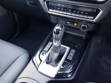 2026-Isuzu-D-Max-30-DDI-V-Cross-HR-4x4-Auto-Double-Cab_11