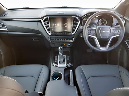 2026-Isuzu-D-Max-30-DDI-V-Cross-HR-4x4-Auto-Double-Cab_8