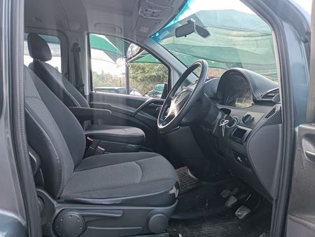 2012-Mercedes-Benz-Vito-116-CDI-CrewBus_6
