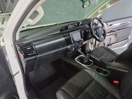 2018-Toyota-Hilux-28-GD-6-Raider-4x4-Single-Cab_9