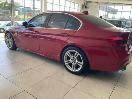 2016-BMW-3-Series-320i-M-Sport-Auto_6