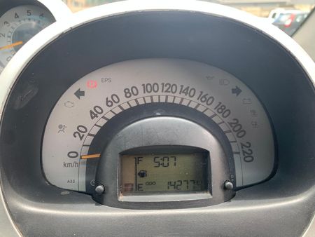 2007-Daihatsu-Sirion-13-Sport_12