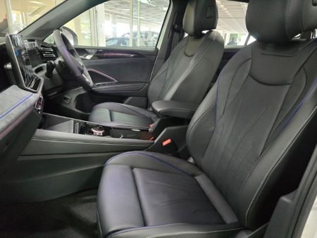 2026-Volkswagen-Tiguan-14TSI-R-Line_10