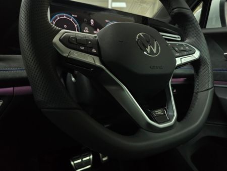 2026-Volkswagen-Tiguan-14TSI-R-Line_19
