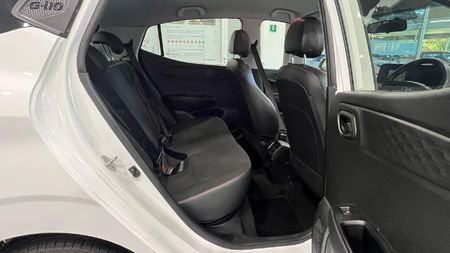 2021-Hyundai-Grand-i10-10-Motion_17