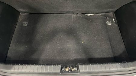 2021-Hyundai-Grand-i10-10-Motion_18