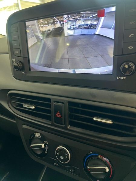 2025-Hyundai-Grand-i10-12-Motion-Auto_12