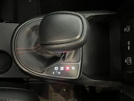 2025-Hyundai-Grand-i10-12-Motion-Auto_7