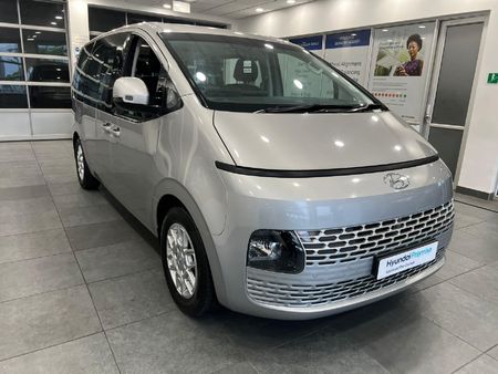 2025-Hyundai-Staria-22d-Executive-Auto-11-Seat_0