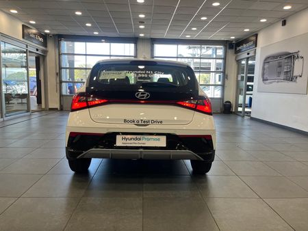 2024-Hyundai-i20-12-Premium_9