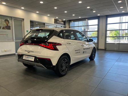 2024-Hyundai-i20-12-Premium_7