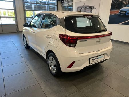 2024-Hyundai-Grand-i10-10-Motion_3