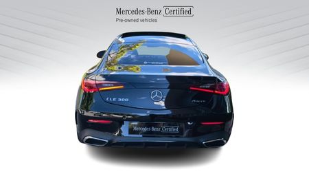 2026-Mercedes-Benz-CLE-300-4Matic-coupe-AMG-Line_3
