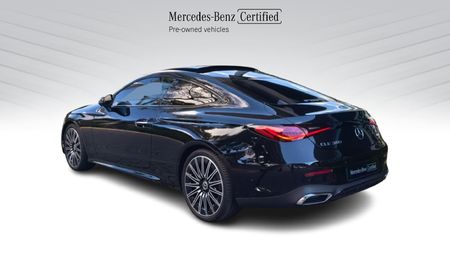 2026-Mercedes-Benz-CLE-300-4Matic-coupe-AMG-Line_8